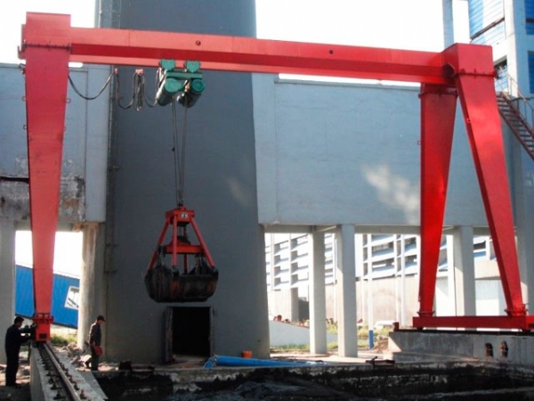 MHZ型電動(dòng)葫蘆抓斗門式起重機(jī)